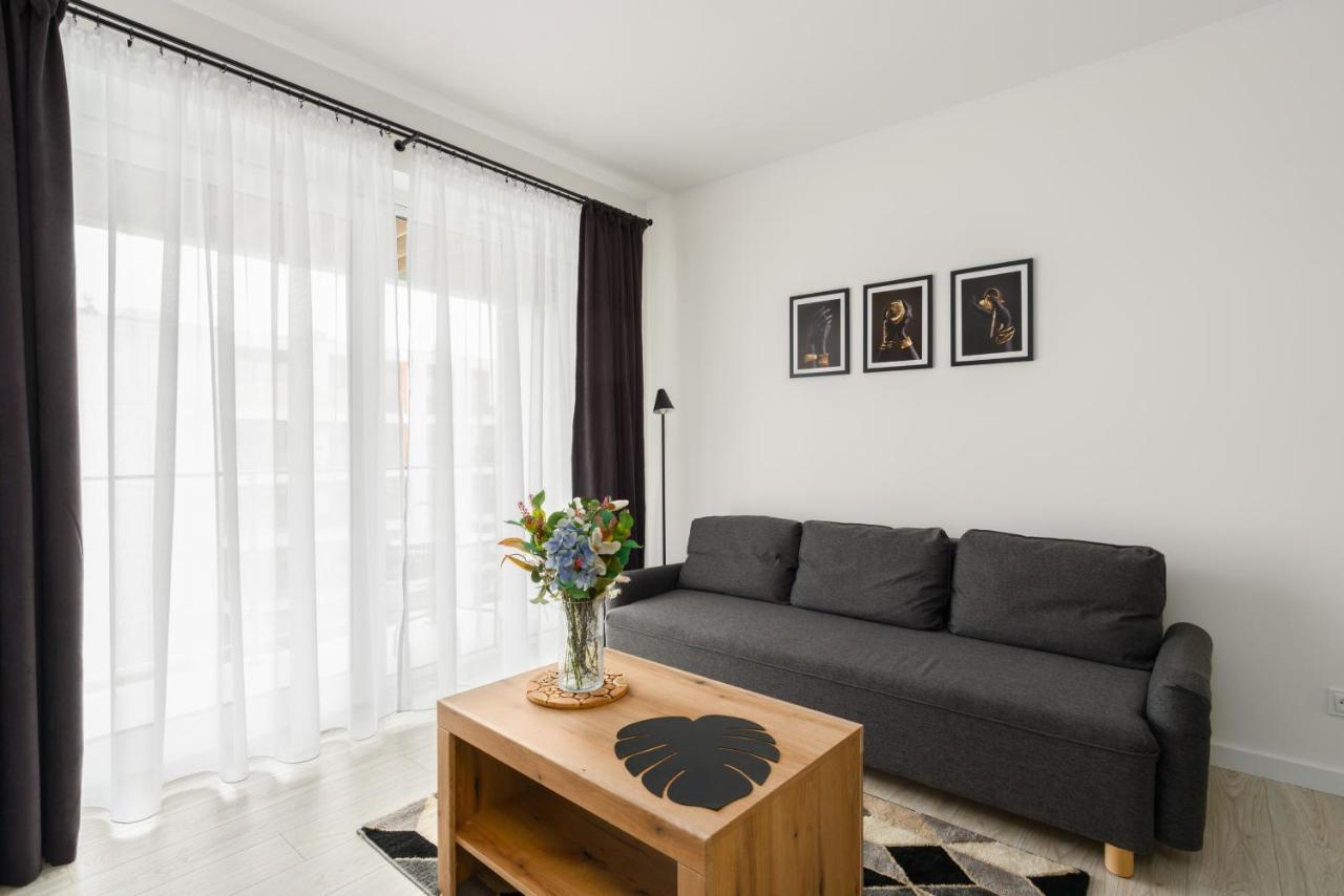 Premium Airport By Renters * Poznań