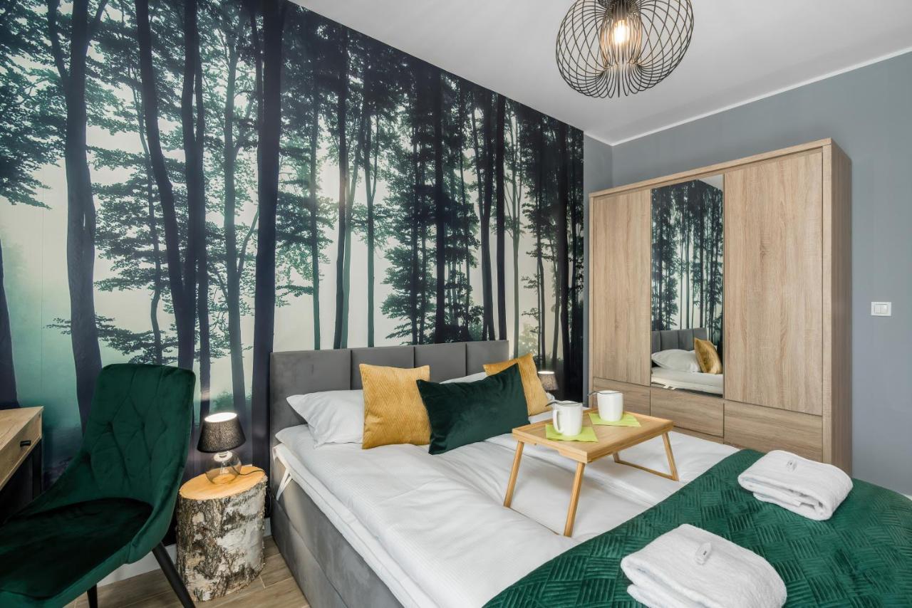 Premium Airport By Renters