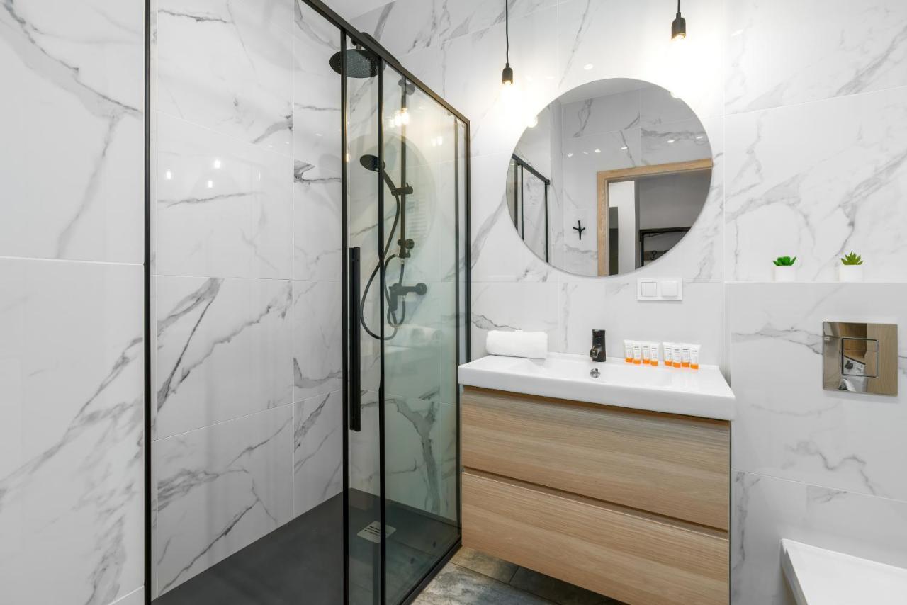 Premium Airport By Renters Apartment