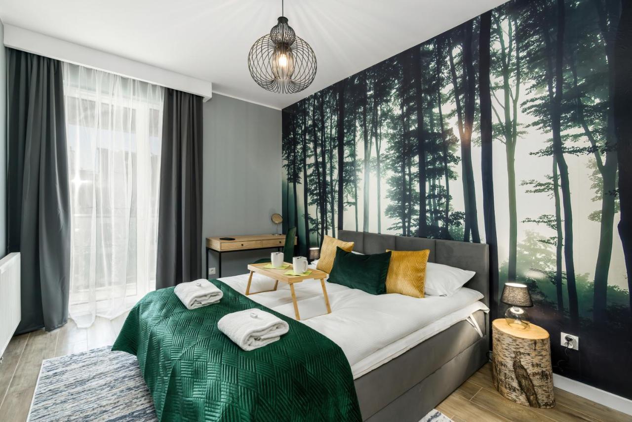 Premium Airport By Renters