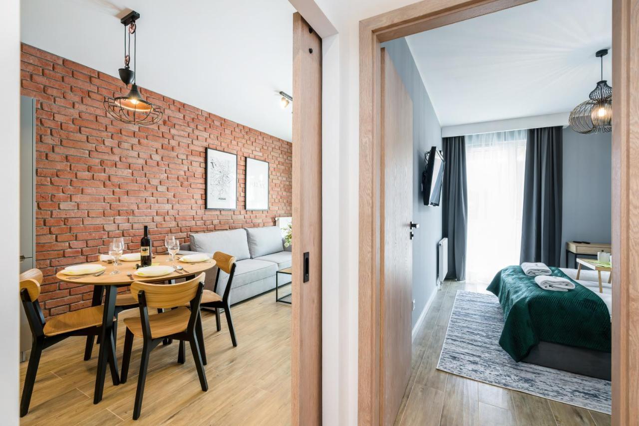 Premium Airport By Renters Apartment