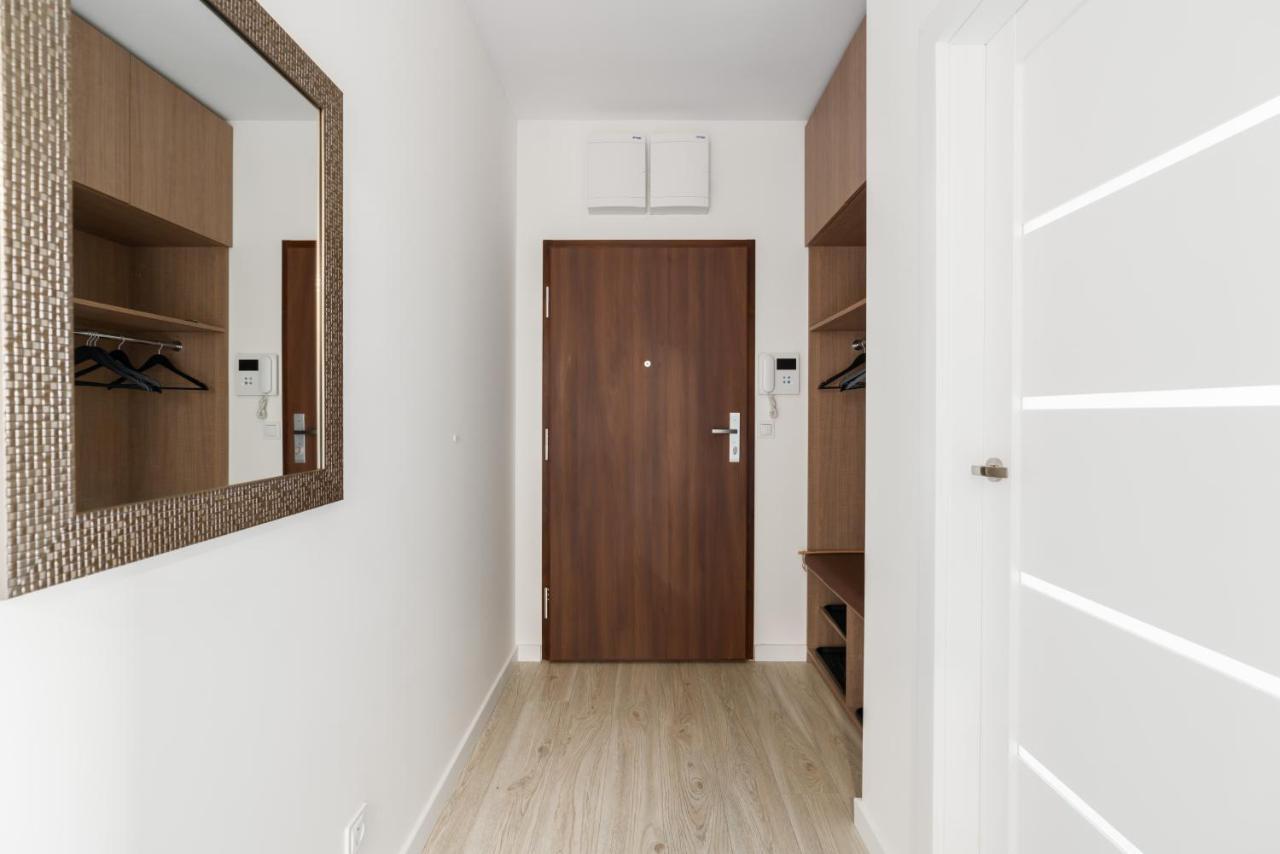 Premium Airport By Renters Apartment *